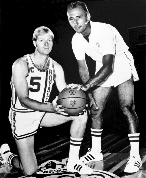 中的表现依 中的表现依