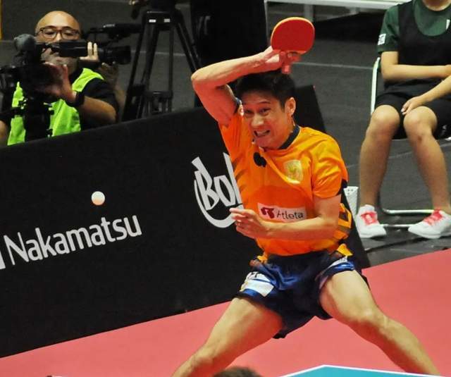 强攻篮下制 强攻篮下制